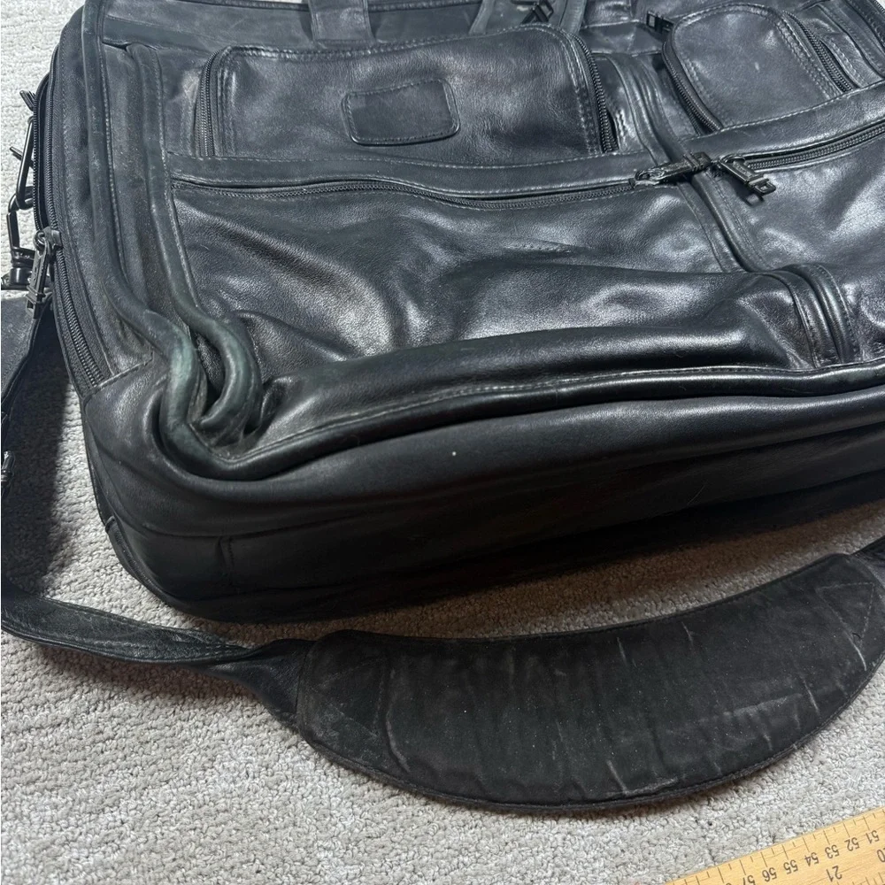 Tumi Alpha Black Leather Expandable Briefcase Laptop Bag